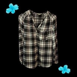 PLEIONE BRAND - WOMEN'S BLACK & WHITE PLAID LONGSLEEVE BLOUSE - SIZE S